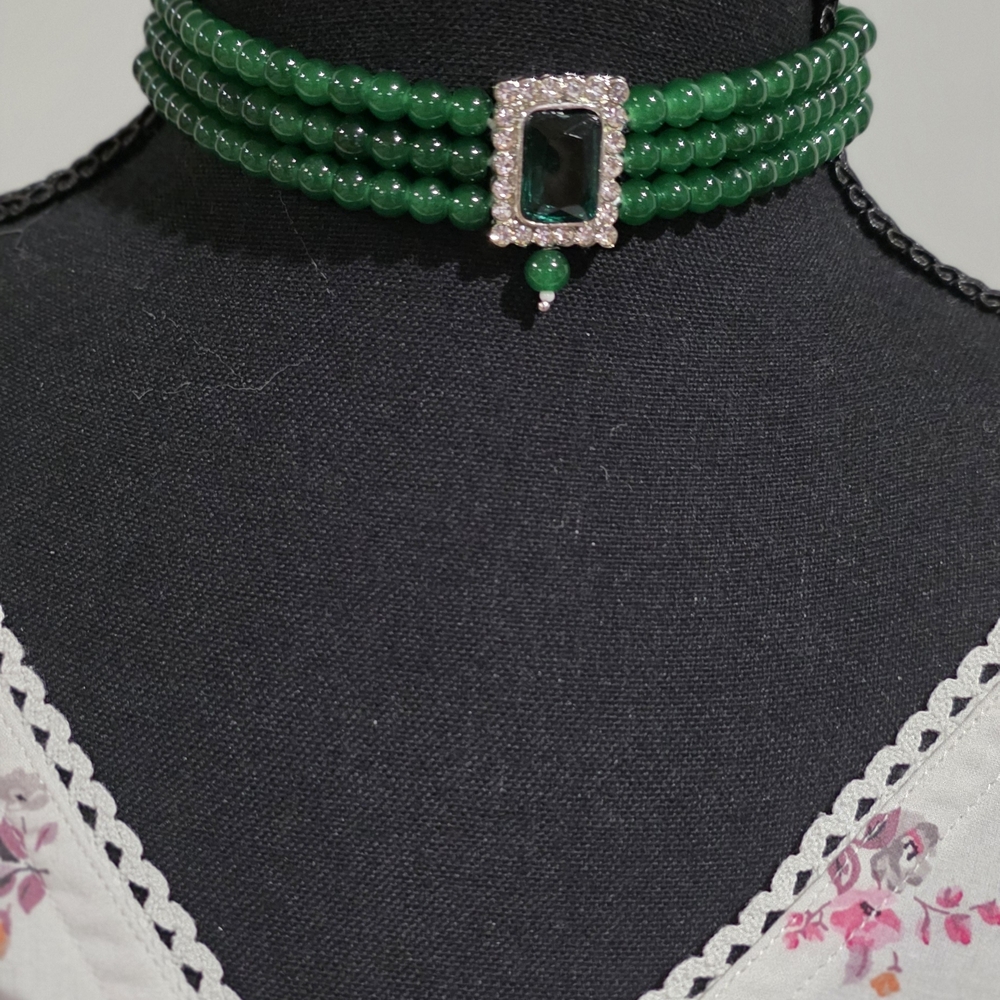 Elegant Green Beaded Choker Necklace